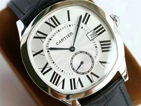 卡地亚外观有划痕解决办法(图) 卡地亚外观有划痕解决办法(图)