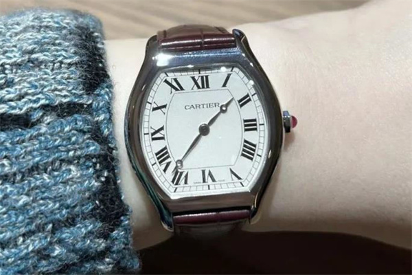 卡地亚磕碰了处理技巧大全(图) 卡地亚磕碰了处理技巧大全(图)