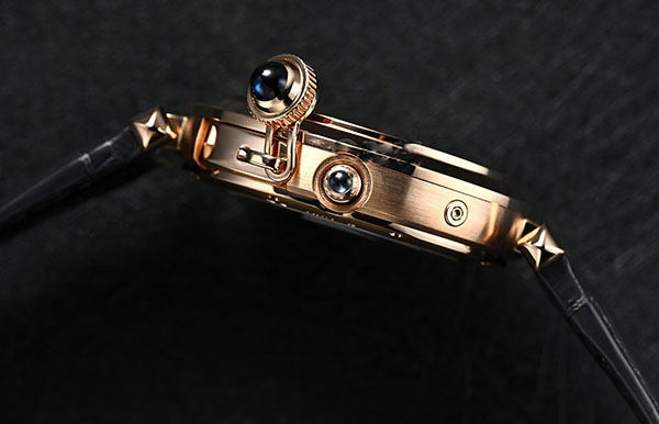 卡地亚手表进灰了解决办法汇总（图）